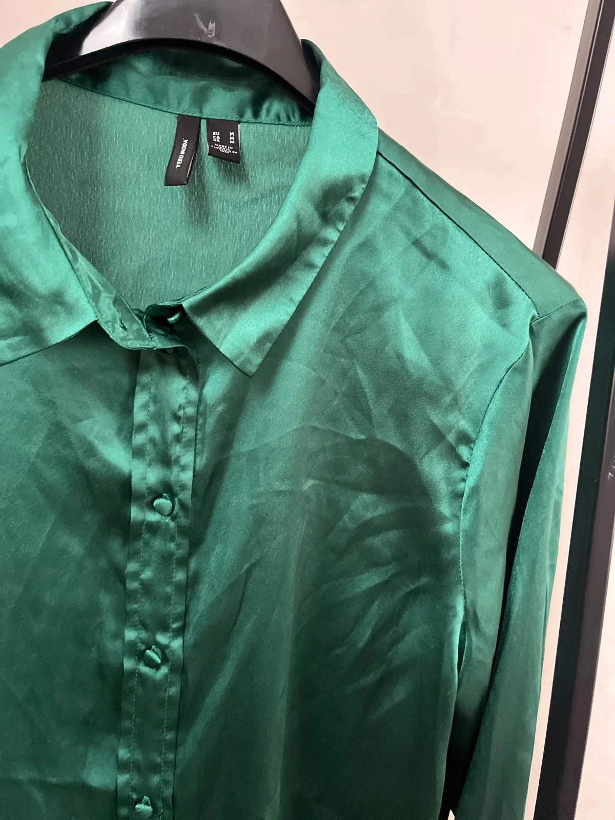 Blusa de cetim – photo 3